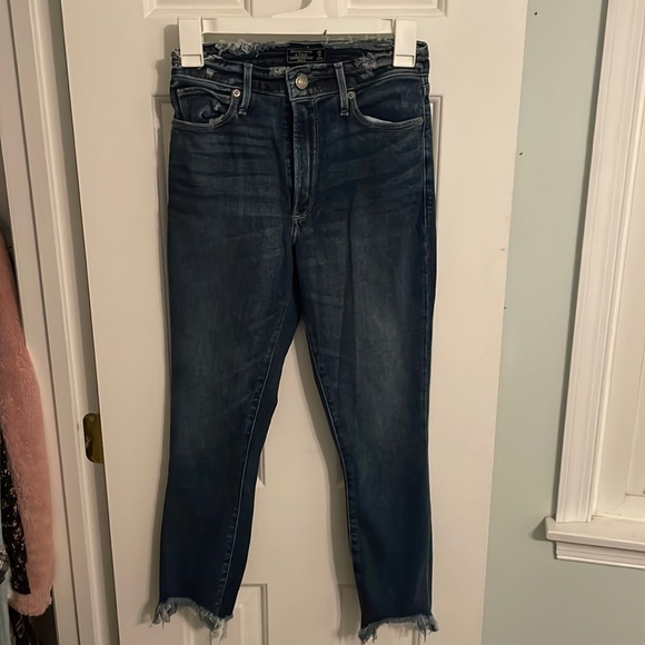 Jeans - Picture 1 of 2